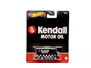 HOT WHEELS PREMIUM KENDALL MOTOR-OIL COMBAT MEDIC