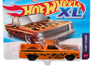 Hot Wheels XL Metal '83 Chevy Silverado